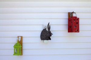 Lanter, Bunny on Plaques